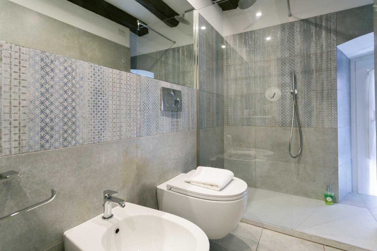 Milano Apartments Mortara ภายนอก รูปภาพ