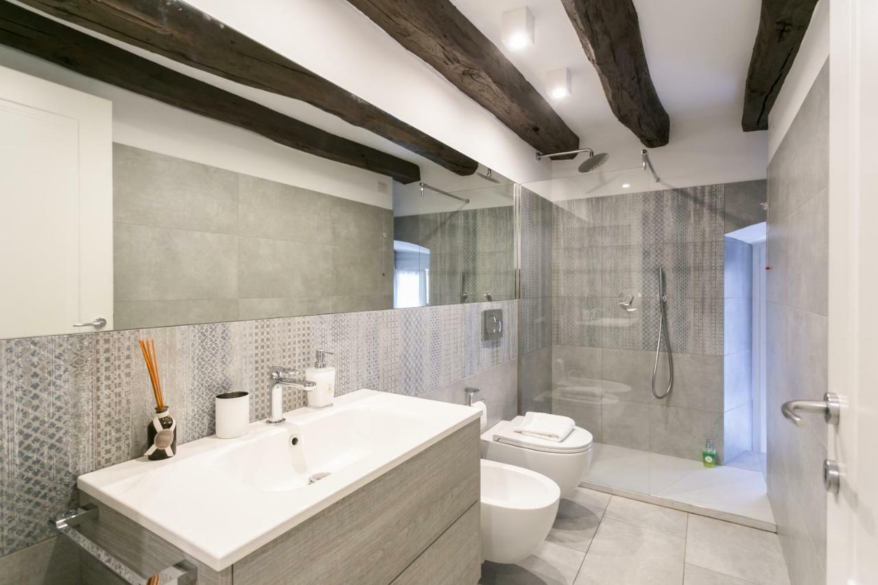 Milano Apartments Mortara ภายนอก รูปภาพ